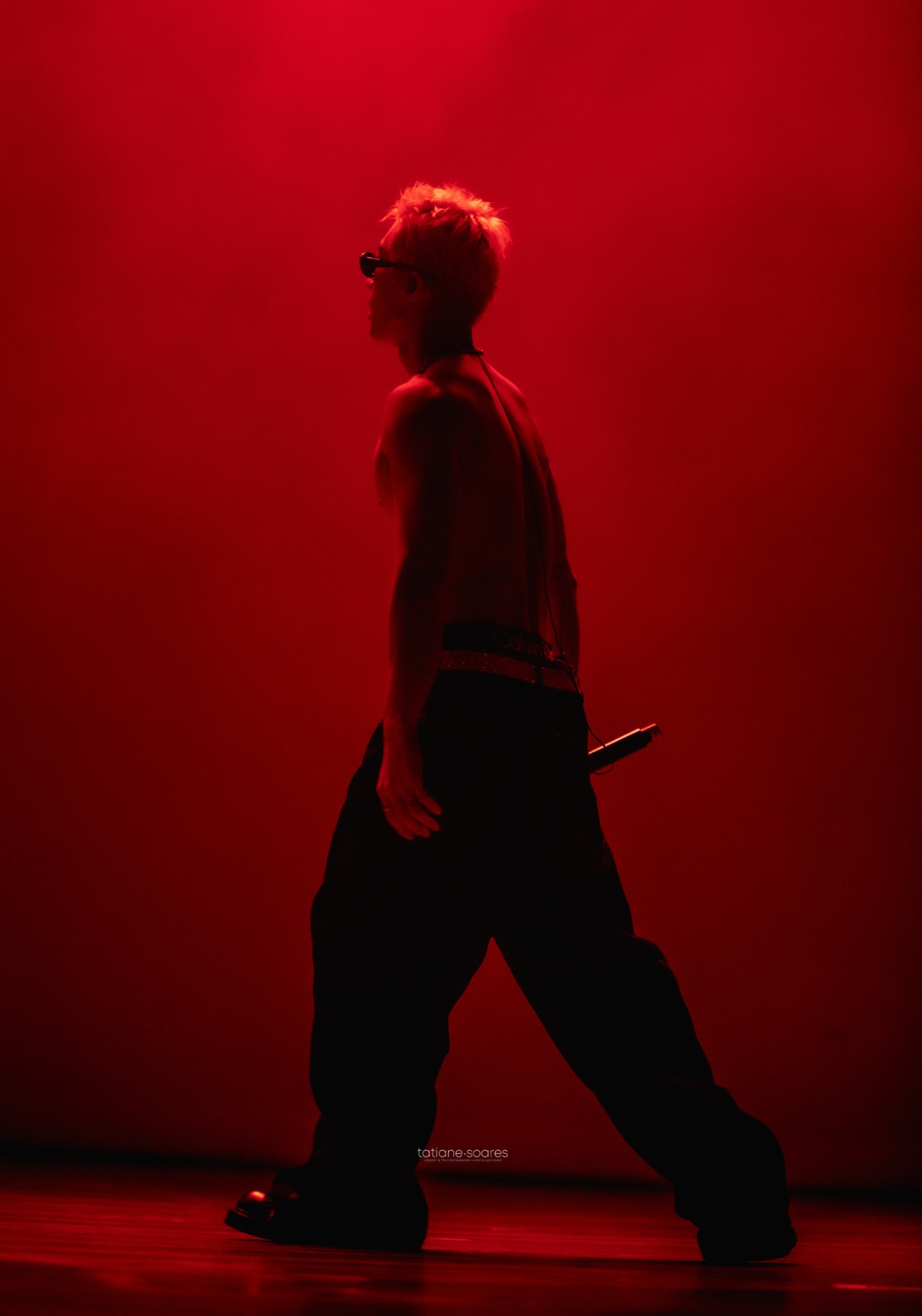 Waybetter · Red silhouette walk — Global Warming Tour 2026 Goiânia