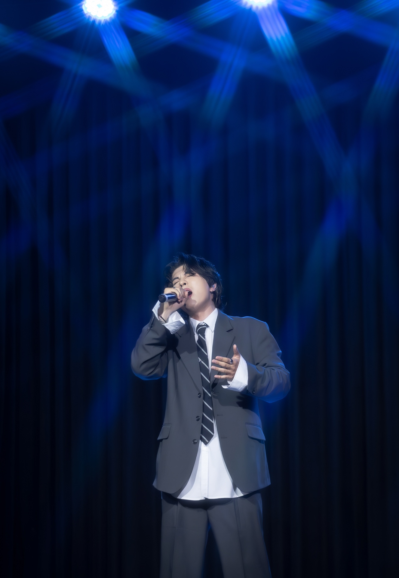 Kisu · Blue lights ballad — Latin America Tour 2025 Brasília