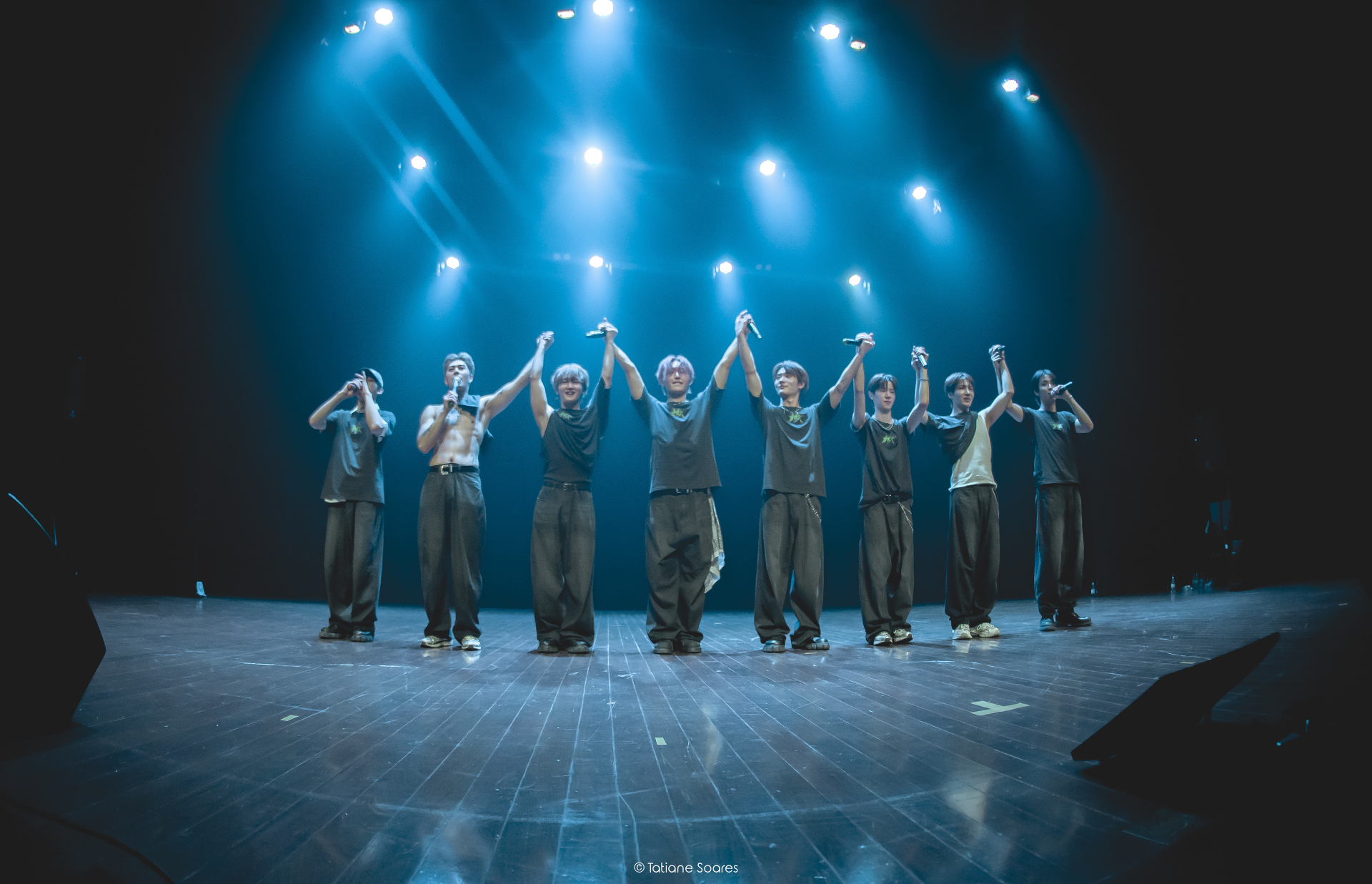 NTX · Final bow — Latin America Tour 2025