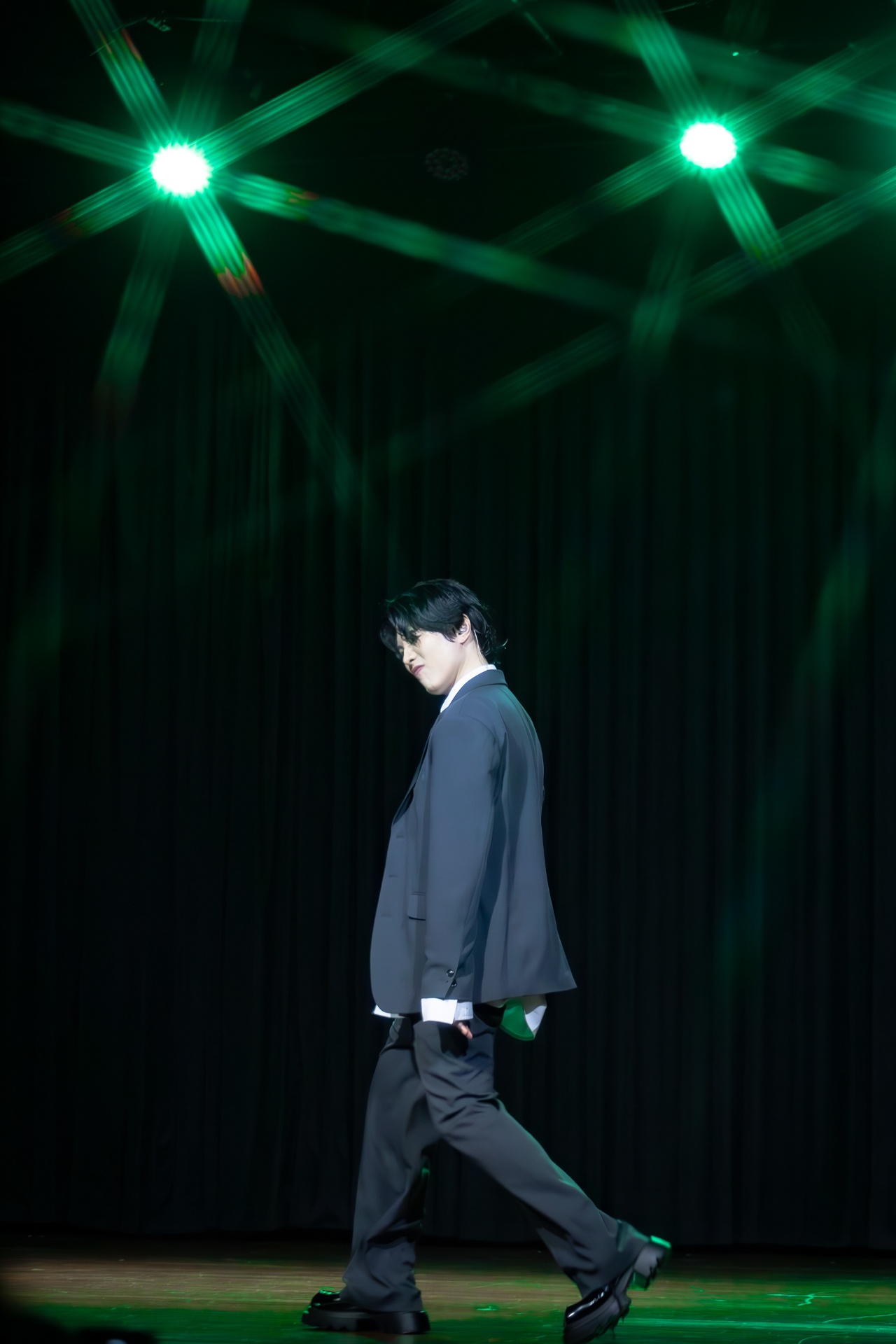 Kisu · Side profile walk — Latin America Tour 2025 Brasília